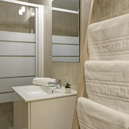 Qh San Juan De Dios Apartament *